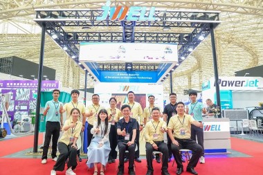 Inaugurazione: JWELL Machinery partecipa alla Fiera della Gomma e delle Materie Plastiche di Hanoi, contribuendo allo sviluppo del modello di produzione intelligente locale in Vietnam.